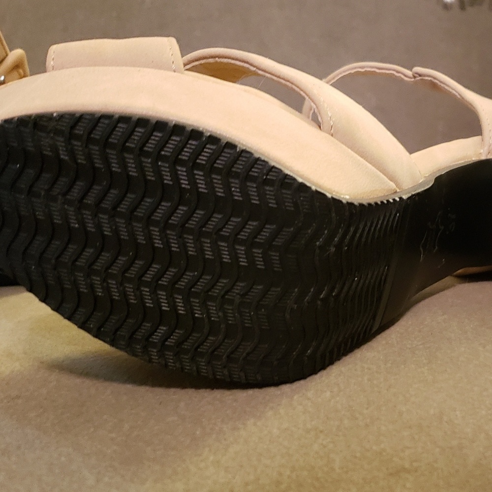 Platform shoes - Picture 4 of 4